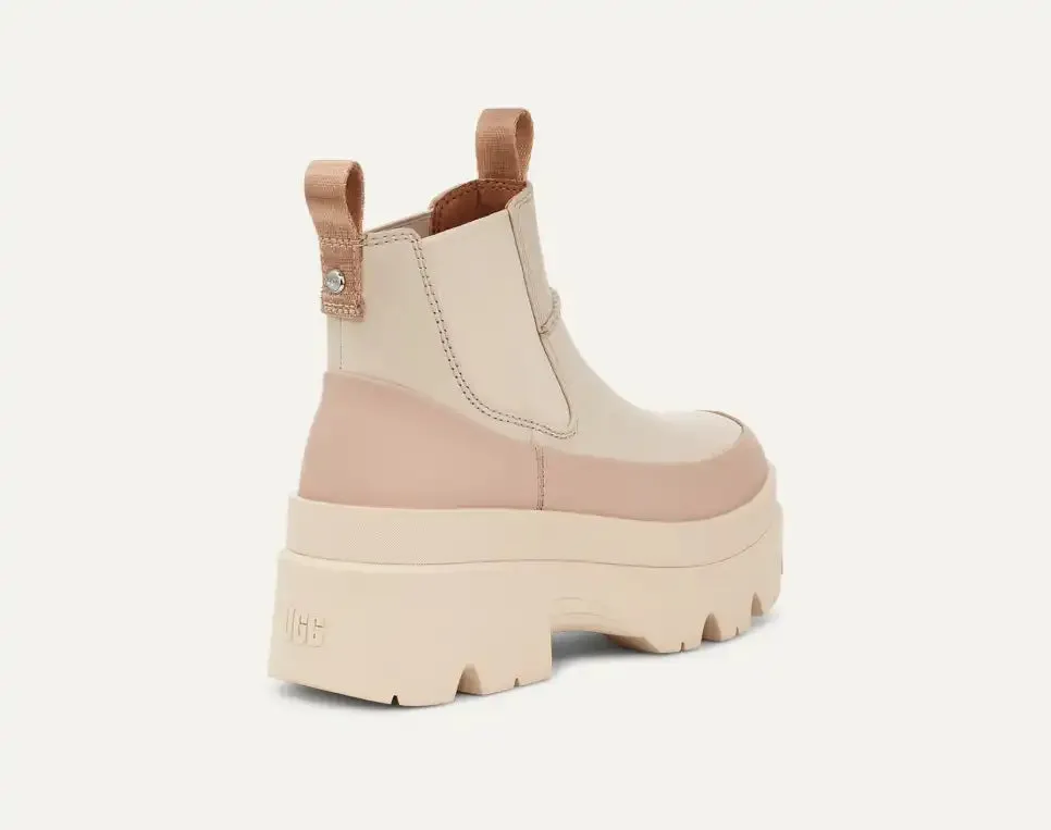 UGG® Women's Brisbane Chelsea