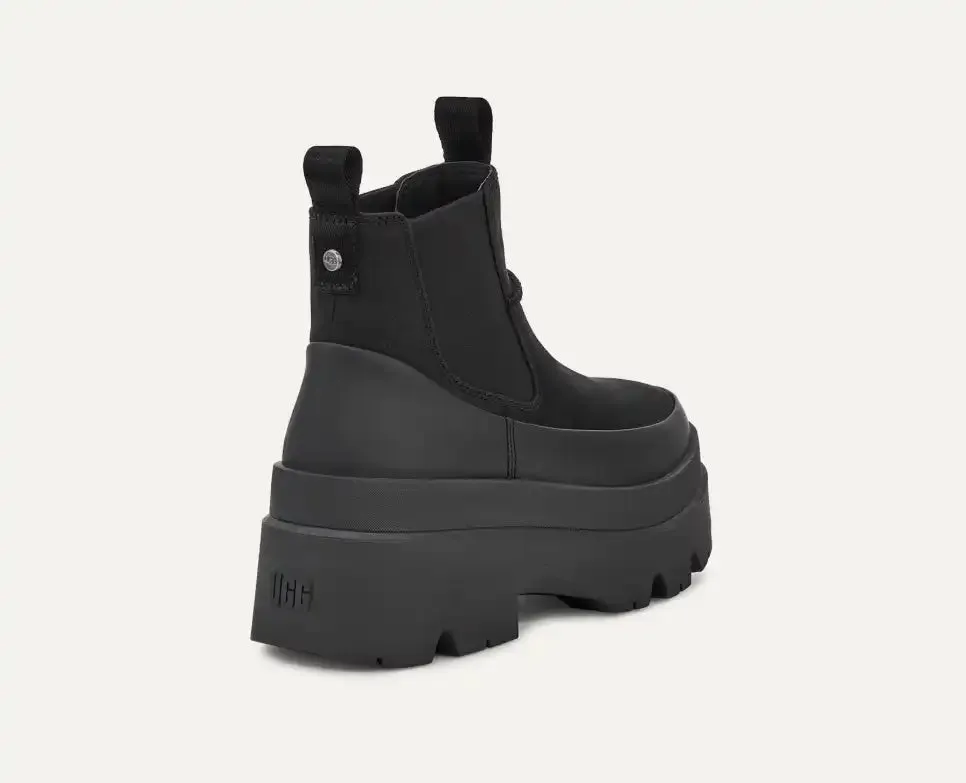 UGG® Women's Brisbane Chelsea